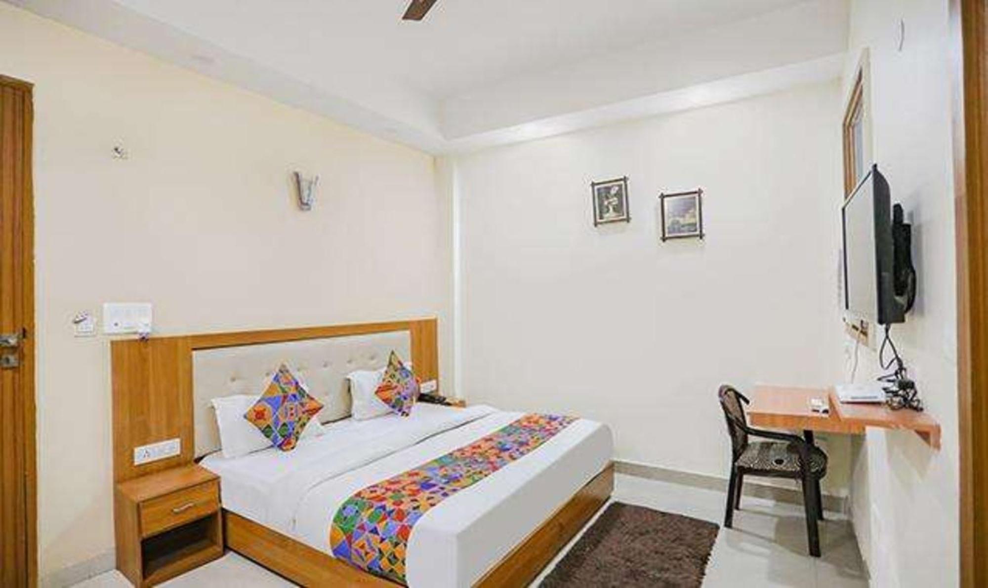 Fabhotel Royal Stay I Greater Noida Eksteriør billede