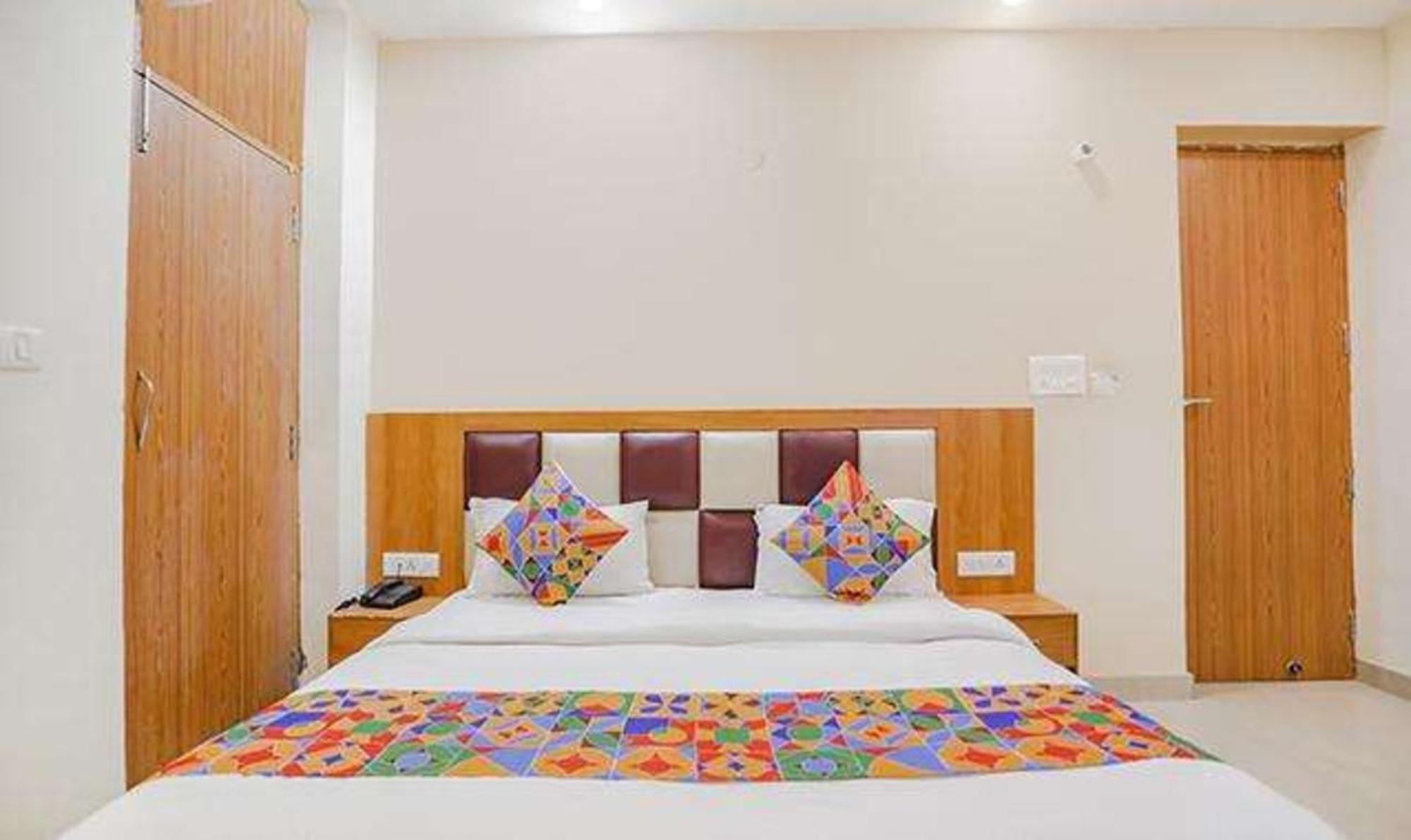 Fabhotel Royal Stay I Greater Noida Eksteriør billede