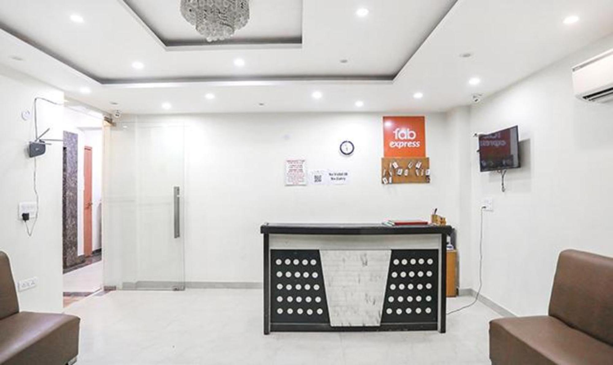 Fabhotel Royal Stay I Greater Noida Eksteriør billede