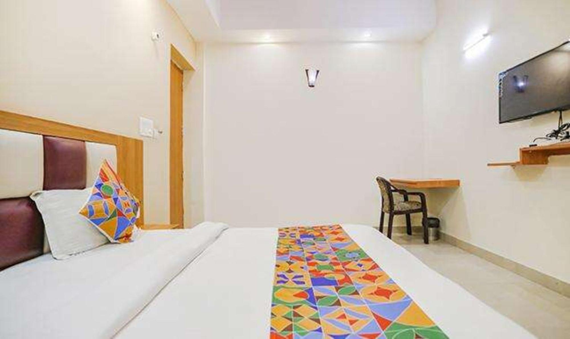 Fabhotel Royal Stay I Greater Noida Eksteriør billede