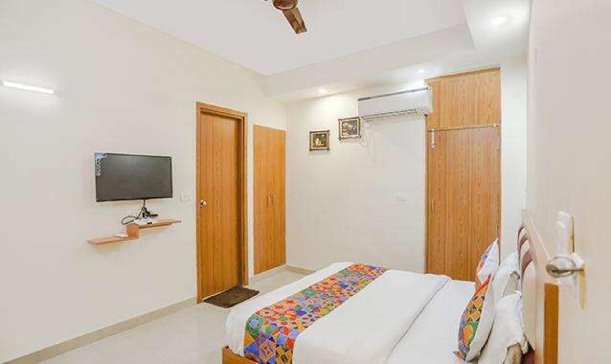 Fabhotel Royal Stay I Greater Noida Eksteriør billede